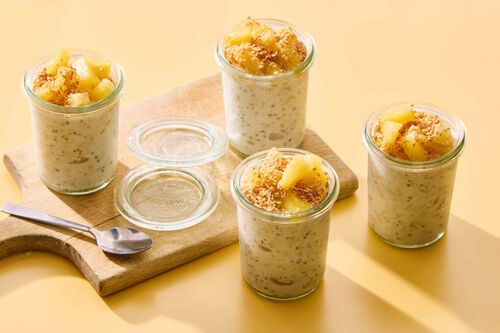 Piña Colada Overnight Oats