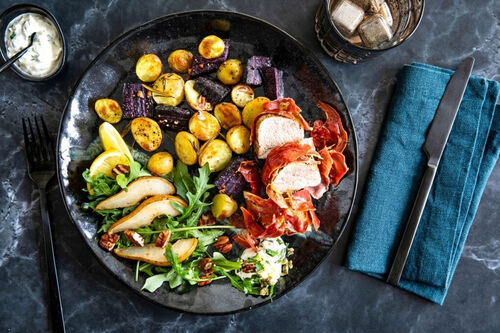 Varkenshaas in serranoham