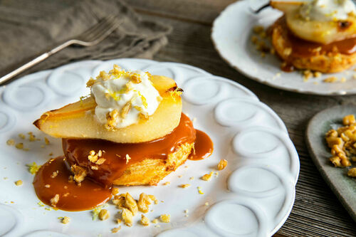 Blätterteigtörtchen mit Walnuss und Birne