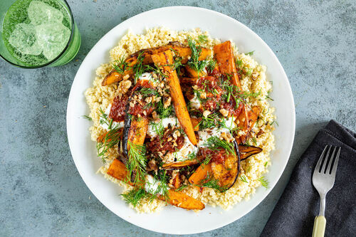 Ovengroente met harissa-cranberrysaus