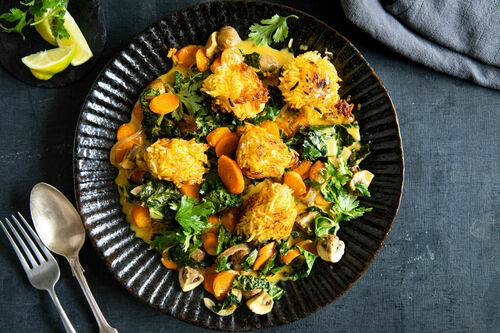 Pittige curry-rijstballetjes