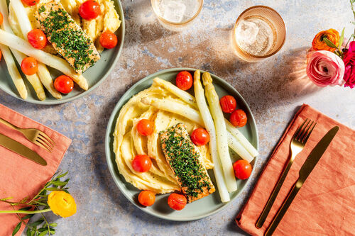 Lachs im Kräutermantel