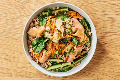 Lunch Calorie-Conscious Wasabi Salmon Salad