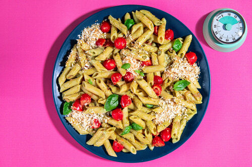 Vegan pasta met avocadopesto