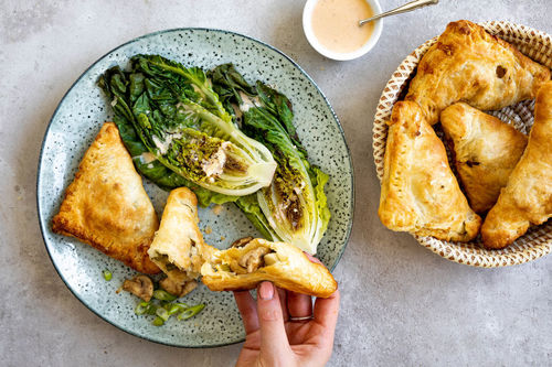 Champignon-kaas empanada's