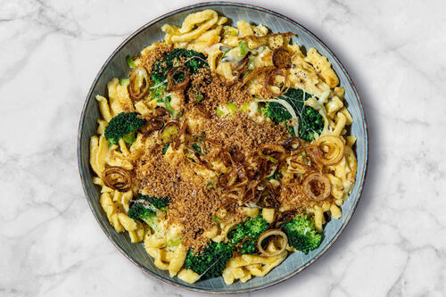 Käsespätzle met krokante topping