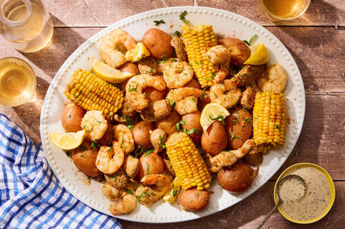 Summer Slow Cooker Cajun Shrimp Boil