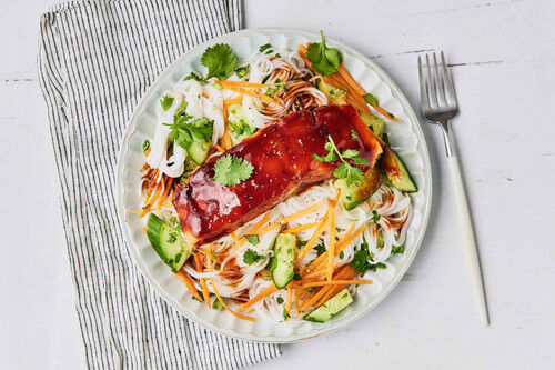 Spicy Sriracha-Glazed Salmon
