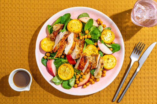Sommersalat mit Bio-Hähnchen & Nektarine