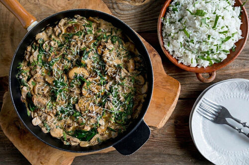 Stroganoff met champignons en spinazie