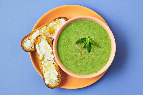 Super-Green Pea and Mint Soup