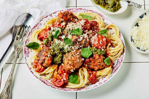 Cherry Tomato Spaghetti 'n' Meatballs