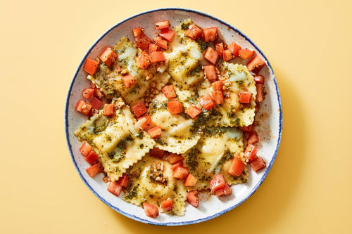 Cheese Ravioli with Pesto