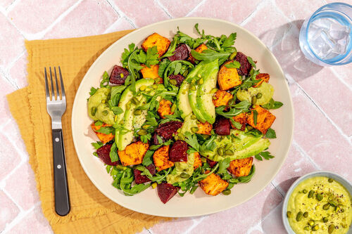 Salade met groente en zoete aardappel