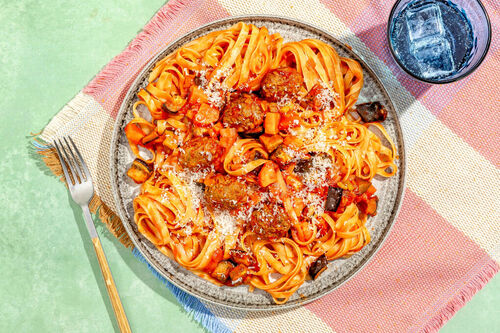 Tagliatelle met kipgehaktballetjes
