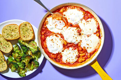 Cheesy Marinara Beans with Roasted Broccoli