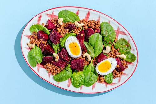 Linsensalat mit gekochtem Ei
