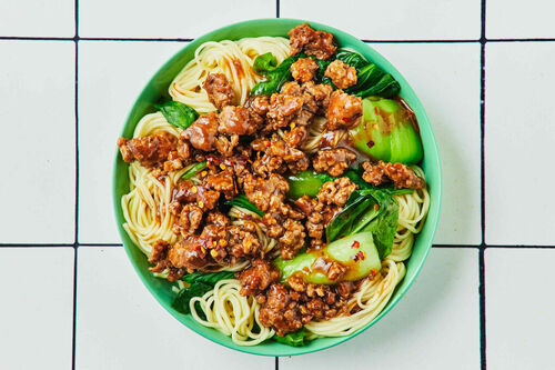 15-Min Sizzling Szechuan Lamb Noodles