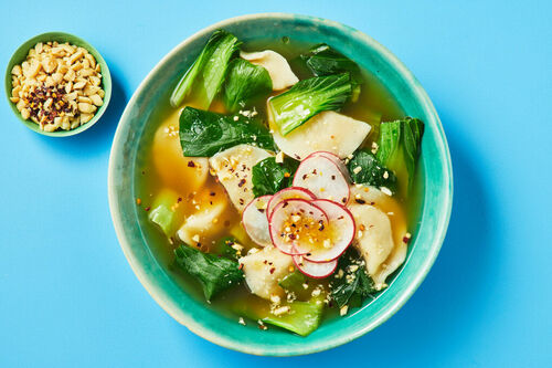 Speedy Veggie Dumpling Soup