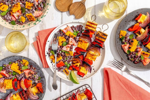 Cajun-paneerspiesjes met gegrilde maïs