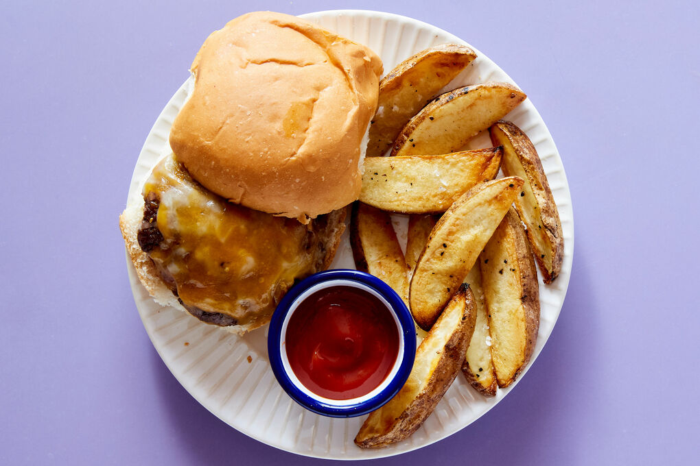 Piggyback Burger with Salt & Pepper Fries - Dream Dinners