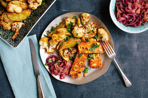 Grillkäse mit Apfel-Zwiebel-Chutney