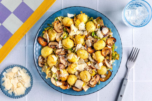 Kaas-gnocchi met gebakken champignons