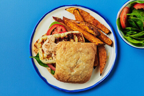 BBQ No-Fuss Haloumi Burgers