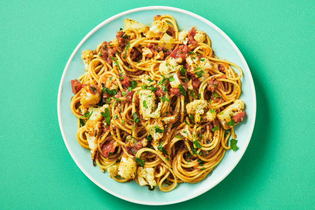 Roast Cauliflower Pasta with Fresh Parsley | Dinnerly