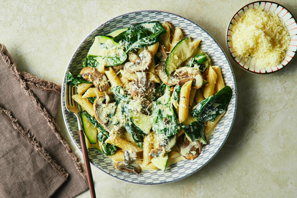 20-Minute Mushroom Pasta with Spinach Cream Sauce & Parmesan | Marley Spoon