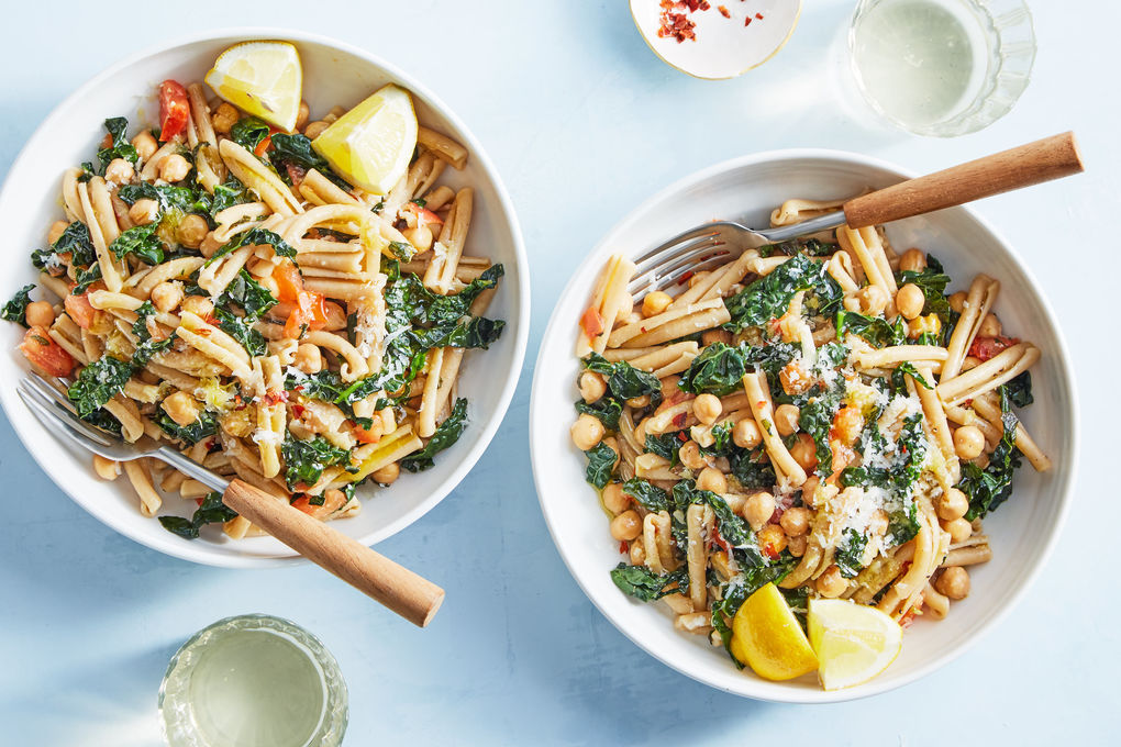 Whole Wheat Parmesan Pasta with Chickpeas and Kale