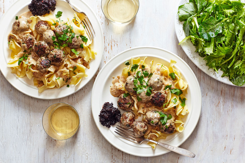 Swedish Meatballs with Noodles, Jam and Salad