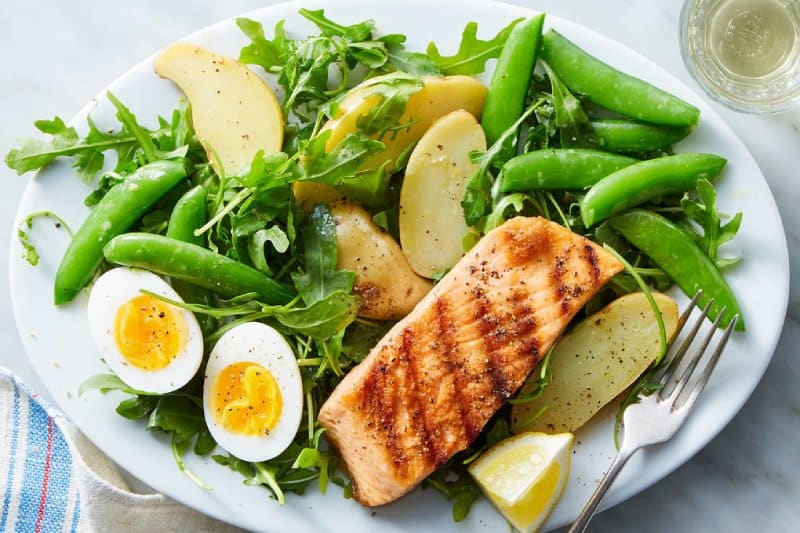 Salmon Niçoise with Arugula, Snap Peas and Potatoes